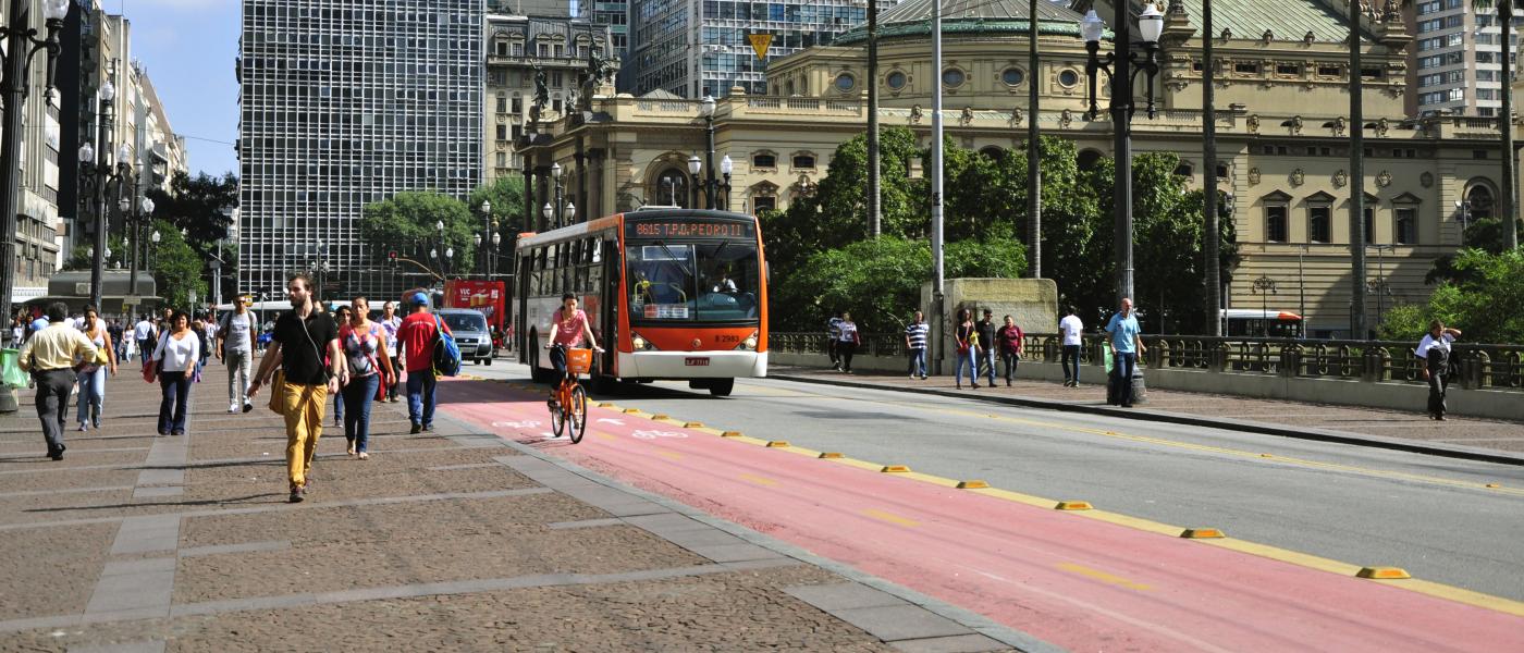 Scaling Up Electrification of Buses Around the World